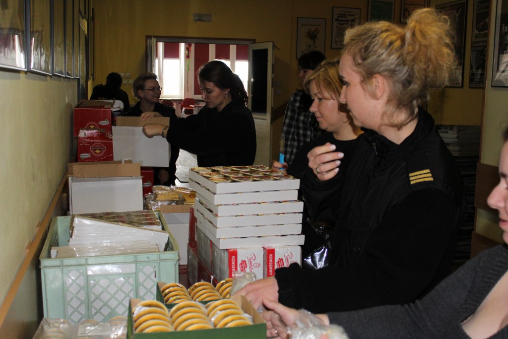 Śniadanie Wielkanocne z ubogimi i bezdomnymi