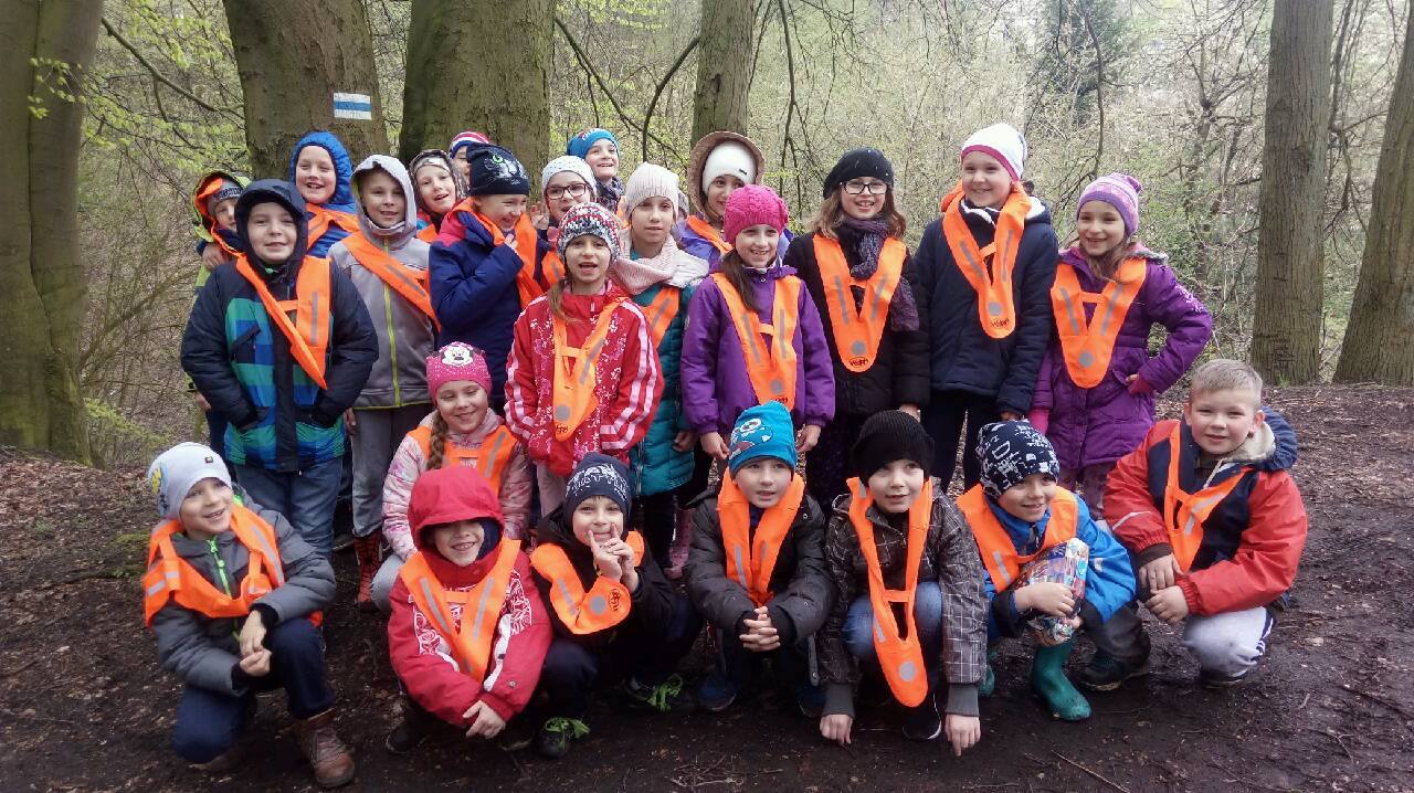 Dorośli śmiecą, dzieci sprzątają. Od maja rusza wielkie sprzątanie lasów