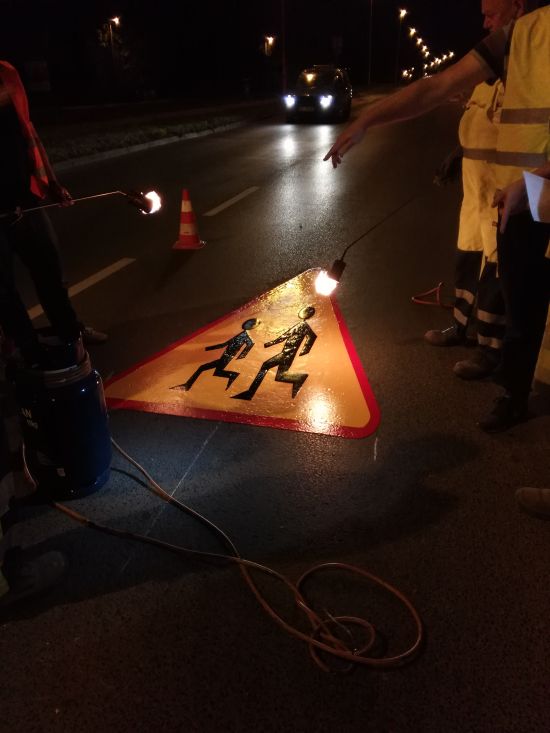 Miasto zmienia się nocą