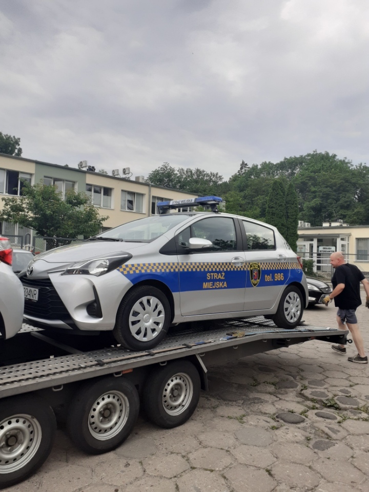 nowe radiowozy 3.jpeg