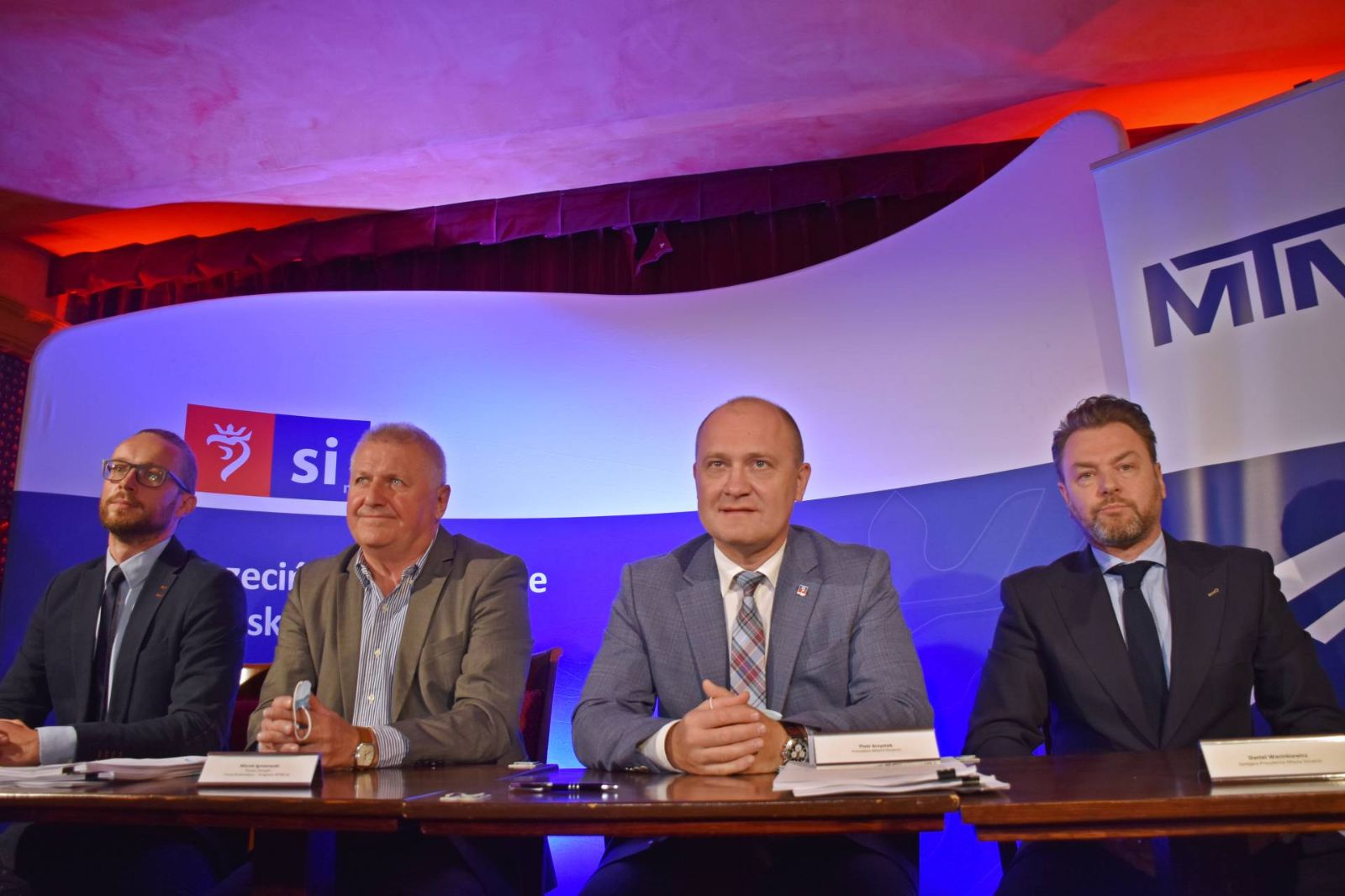 Aleja Wojska Polskiego - podpisanie umowy (5).JPG