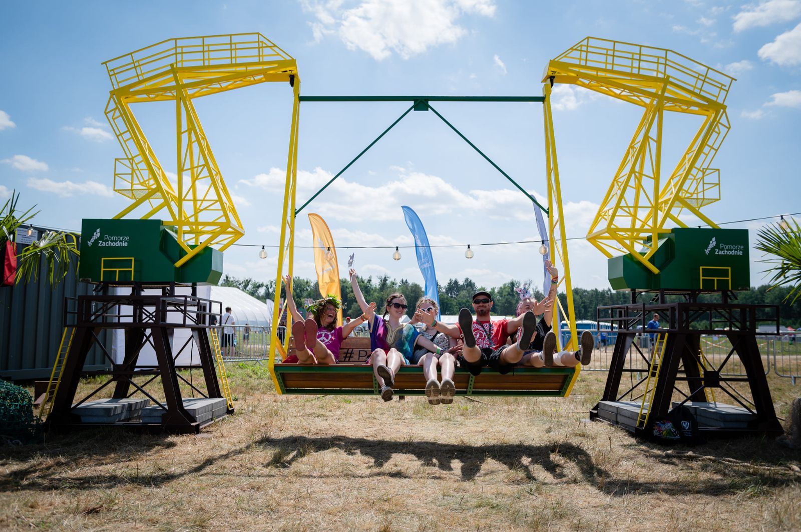 Dźwigozaury Pol'and'Rock (1).jpg