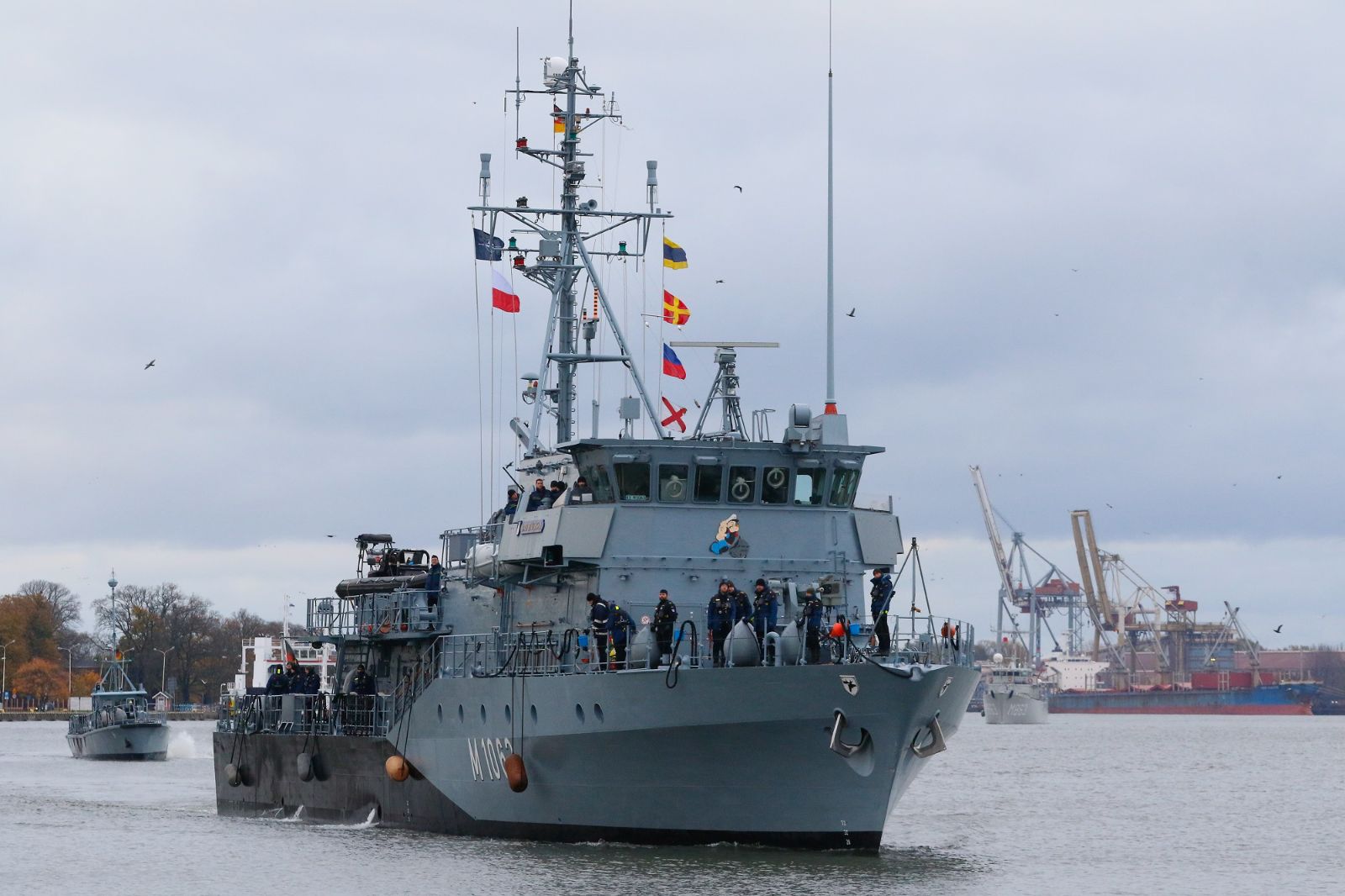 211106-POLN-SNMCMG1-008.jpg
