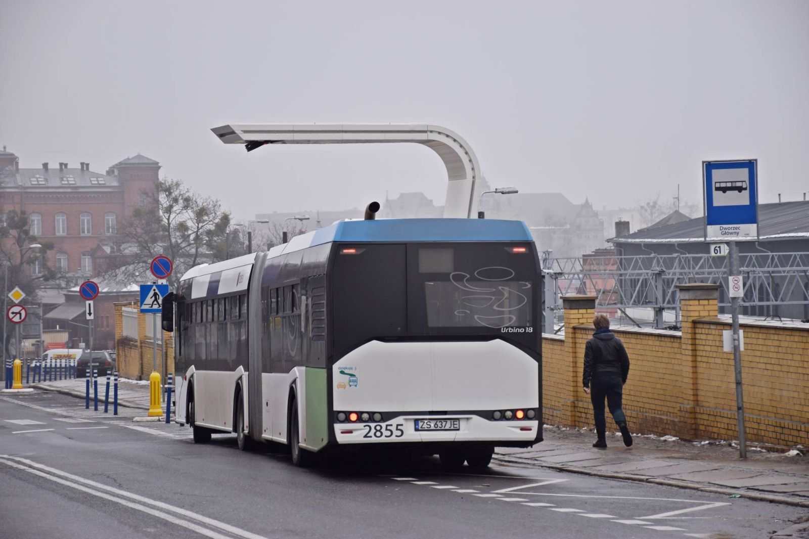 Ładowarka - Ulica Owocowa (4).JPG