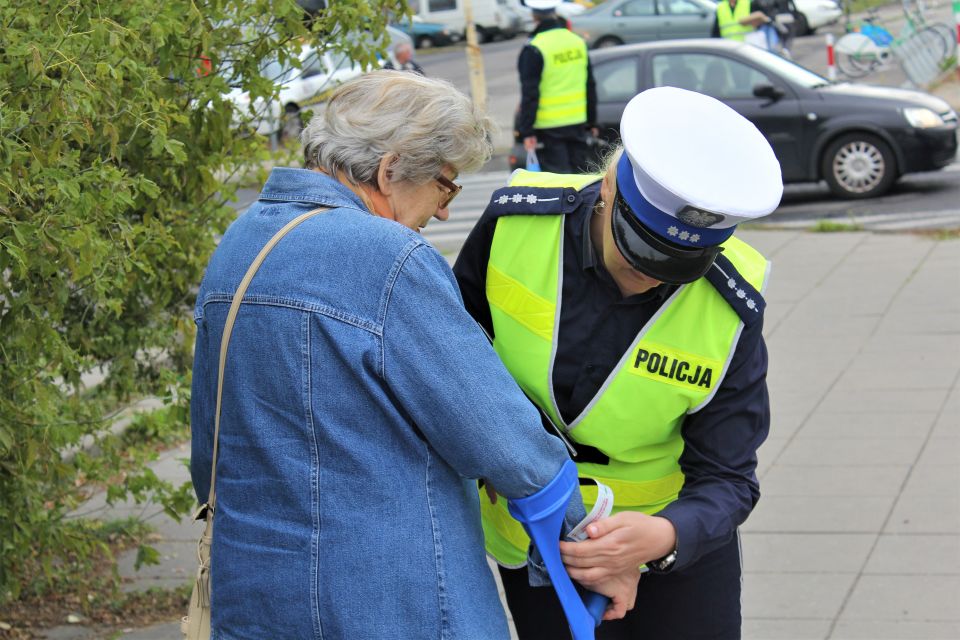 Spójrz raz w lewo potem w prawo i na jezdnię wkraczaj żwawo!