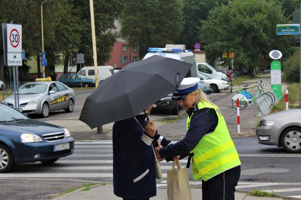 Spójrz raz w lewo potem w prawo i na jezdnię wkraczaj żwawo!