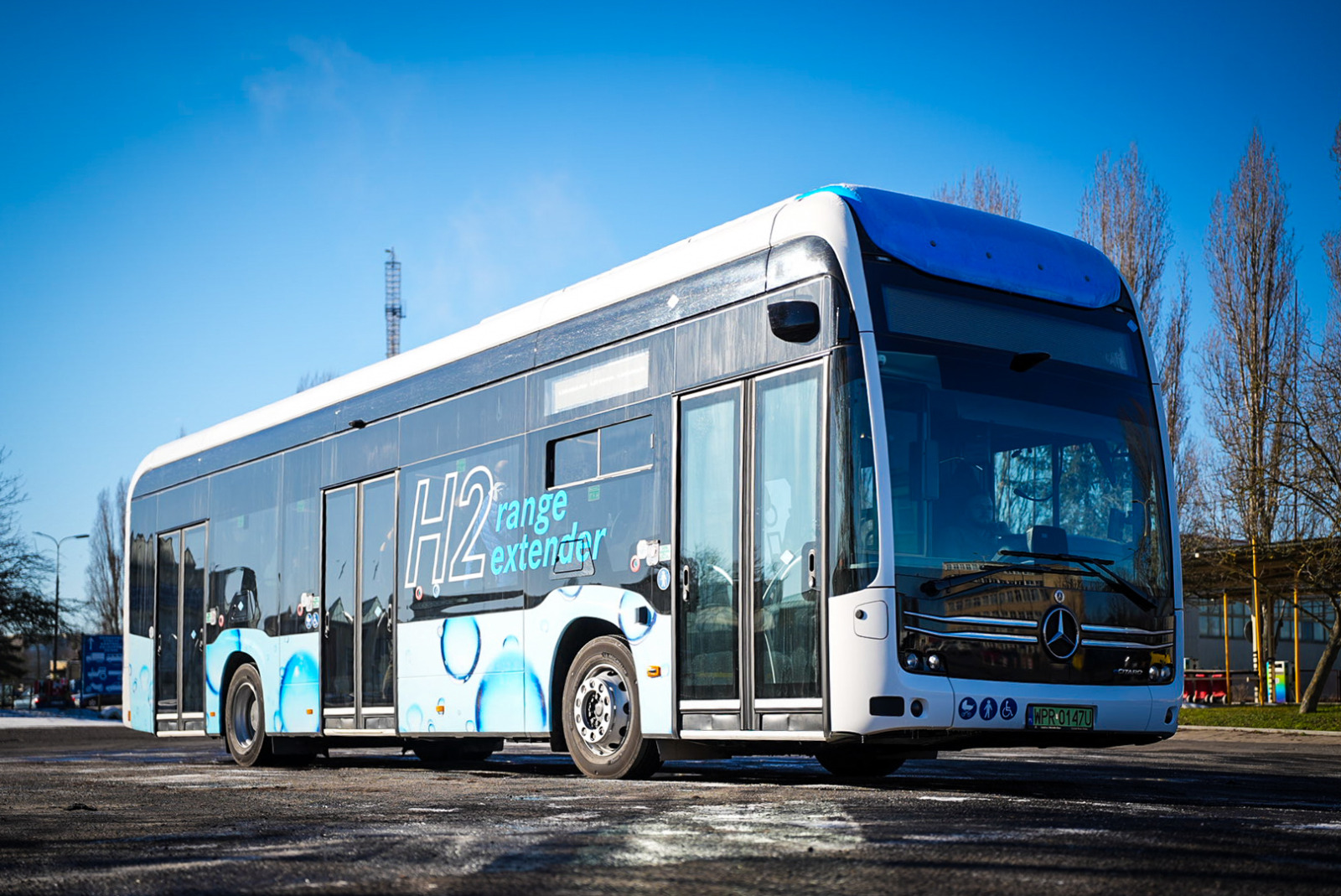 Autobusy wodorowe to w istocie pojazdy elektryczno-wodorowe.