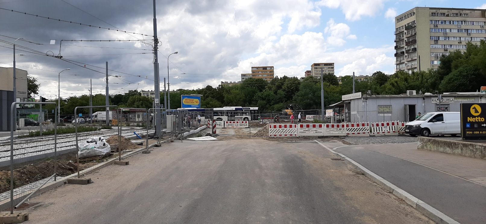 Ruch kołowy między Milczańską a Budziszyńską przejmą osiedlowe ulice.