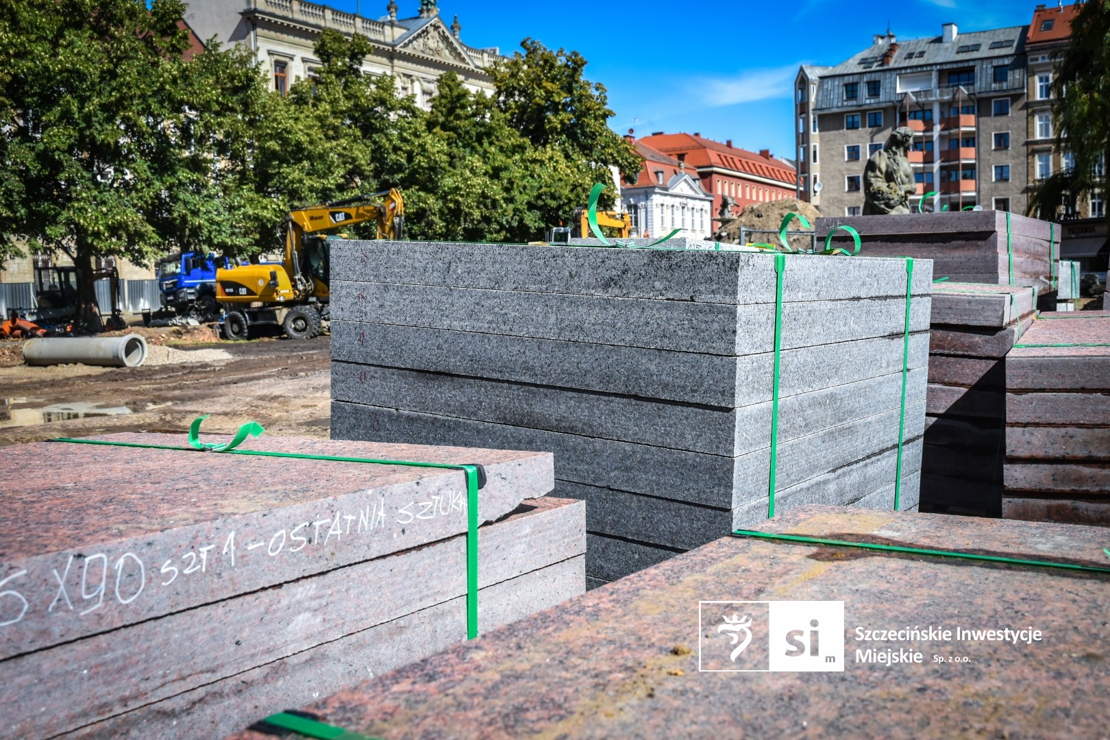 plac orła białego_remont_fontanna
