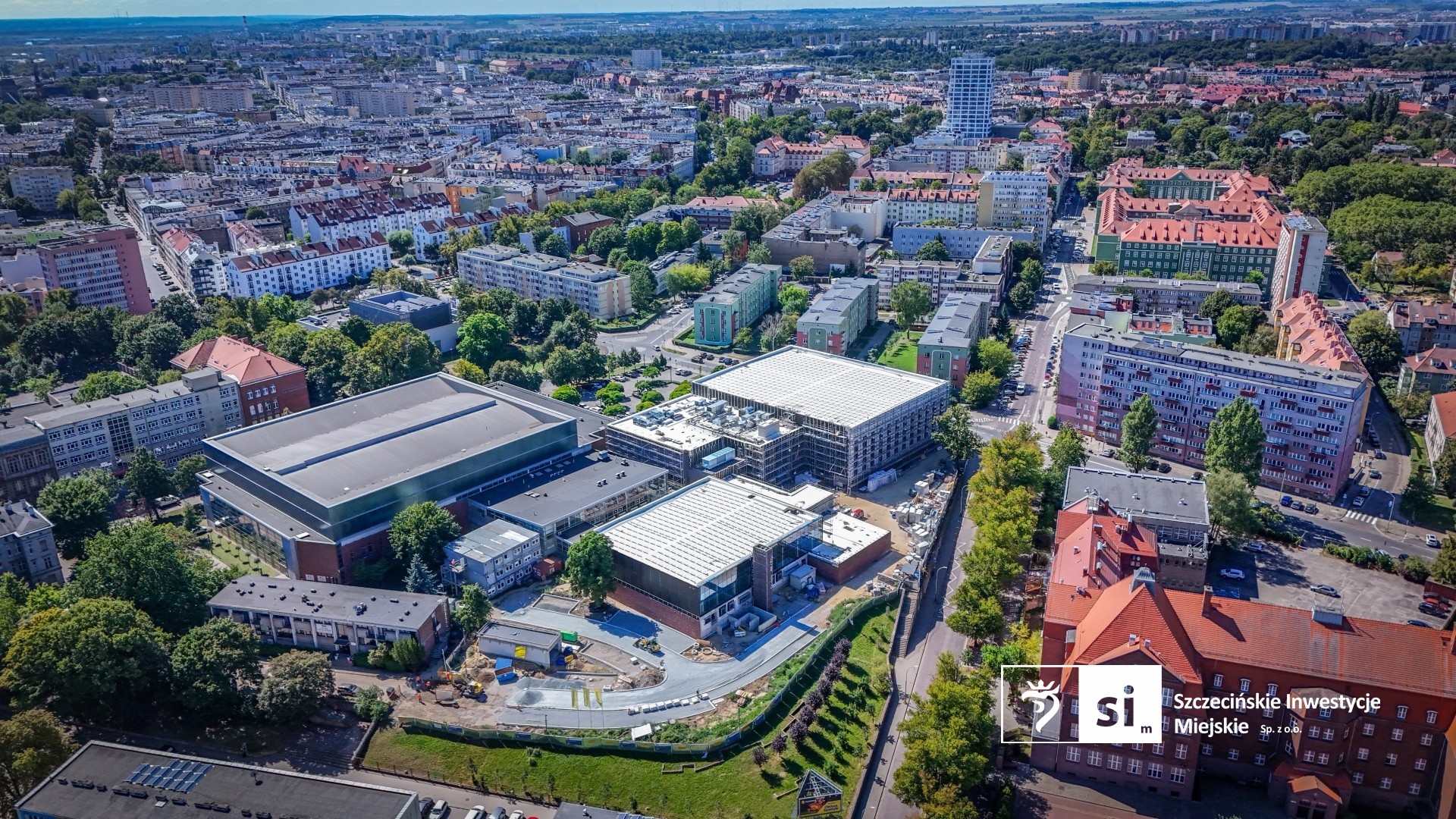 Kompleks sportowy SDS w Szczecinie z każdym tygodniem zmienia swoje oblicze.