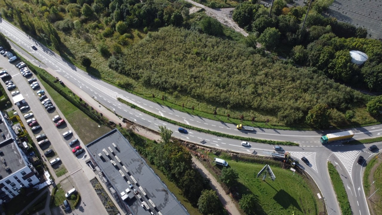 Cukrowa.  Budowa oświetlenia ulicznego