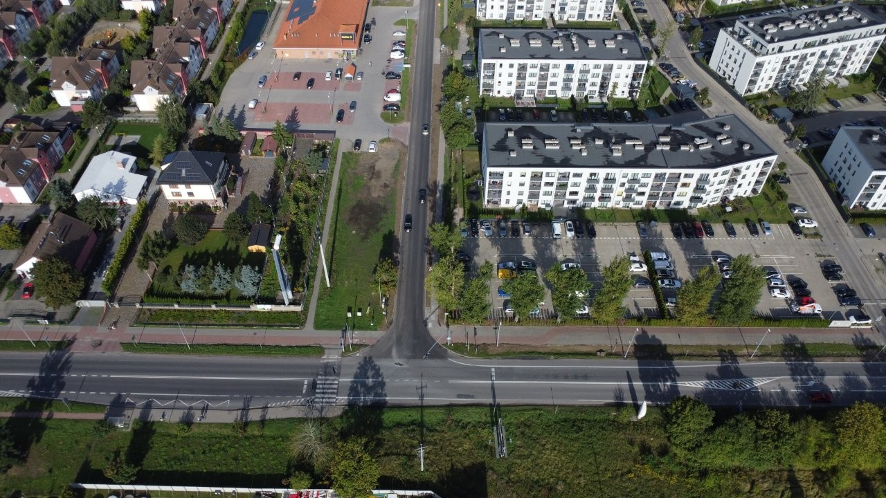 Cukrowa.  Budowa oświetlenia ulicznego