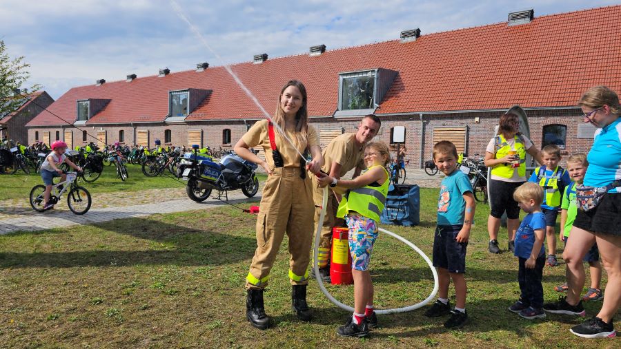 10. edycja Rodzinnego Rajdu Rowerowego „Do Rezerwatu Świdwie z Gryfusem”.