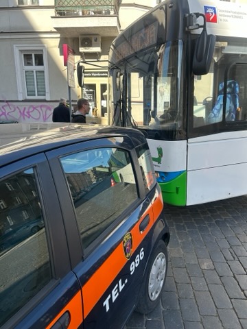 Podstawowe i najważniejsze zadania pań profilaktyczek ze Straży Miejskiej związane są z działaniami edukacyjnymi i prewencyjnymi .