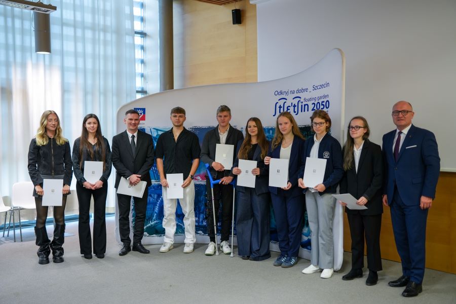 Prezydent Szczecina uhonorował sportowców za sukcesy w 2024 roku Prezydent Szczecina uhonorował sportowców za sukcesy w 2024 roku