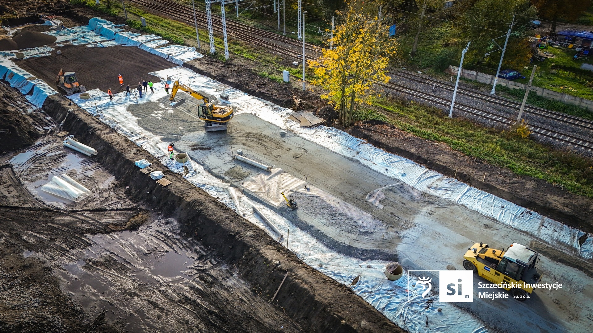 Budowa nowej drogi biegnącej obok ulicy Stołczyńskiej. Budowa nowej drogi biegnącej obok ulicy Stołczyńskiej.