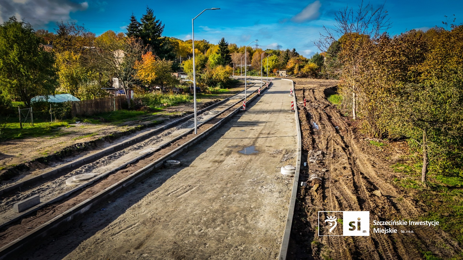 Budowa nowej drogi biegnącej obok ulicy Stołczyńskiej. Budowa nowej drogi biegnącej obok ulicy Stołczyńskiej.