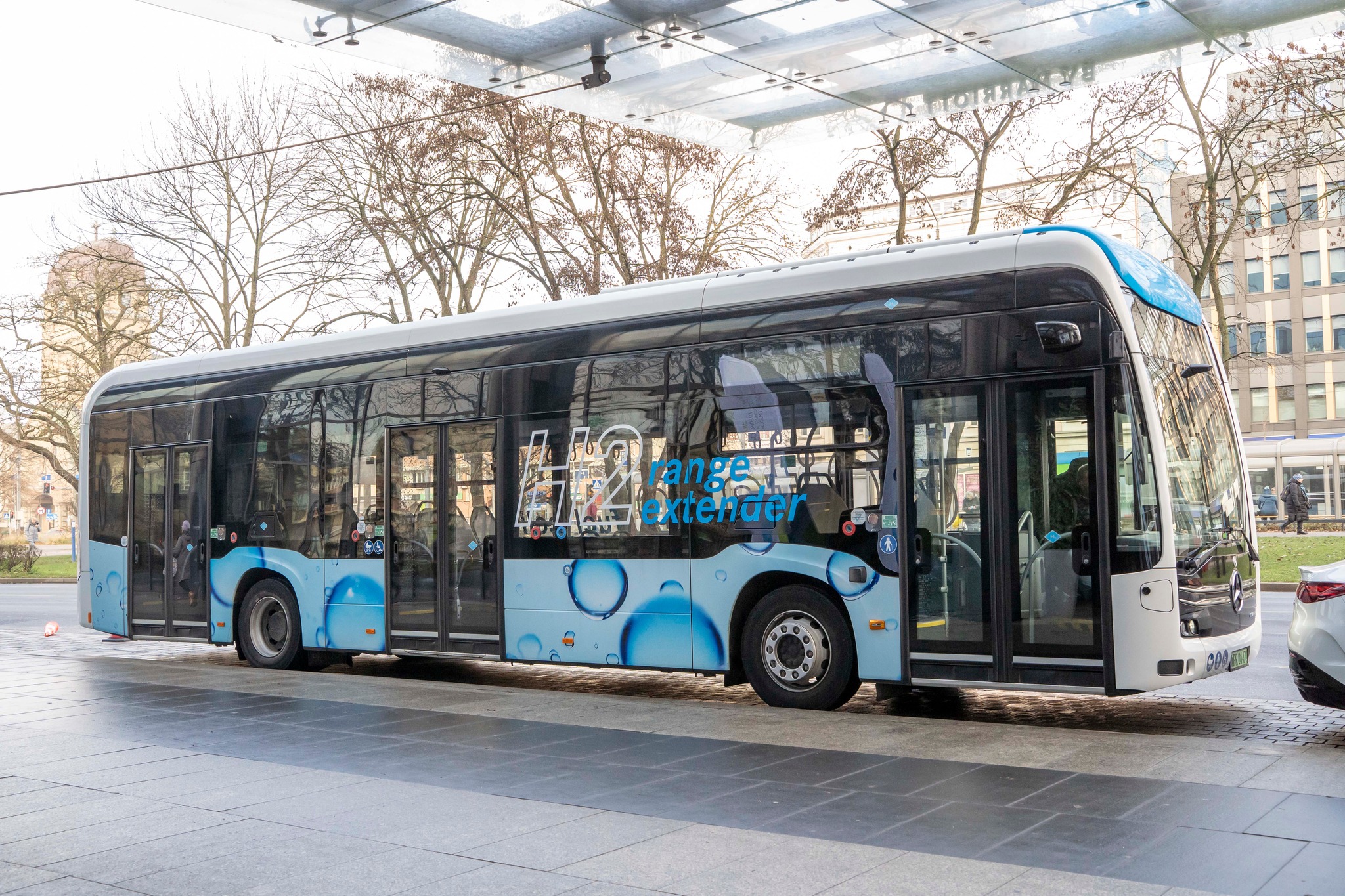 28_11-H2_5.jpg 28_11-H2_5.jpg