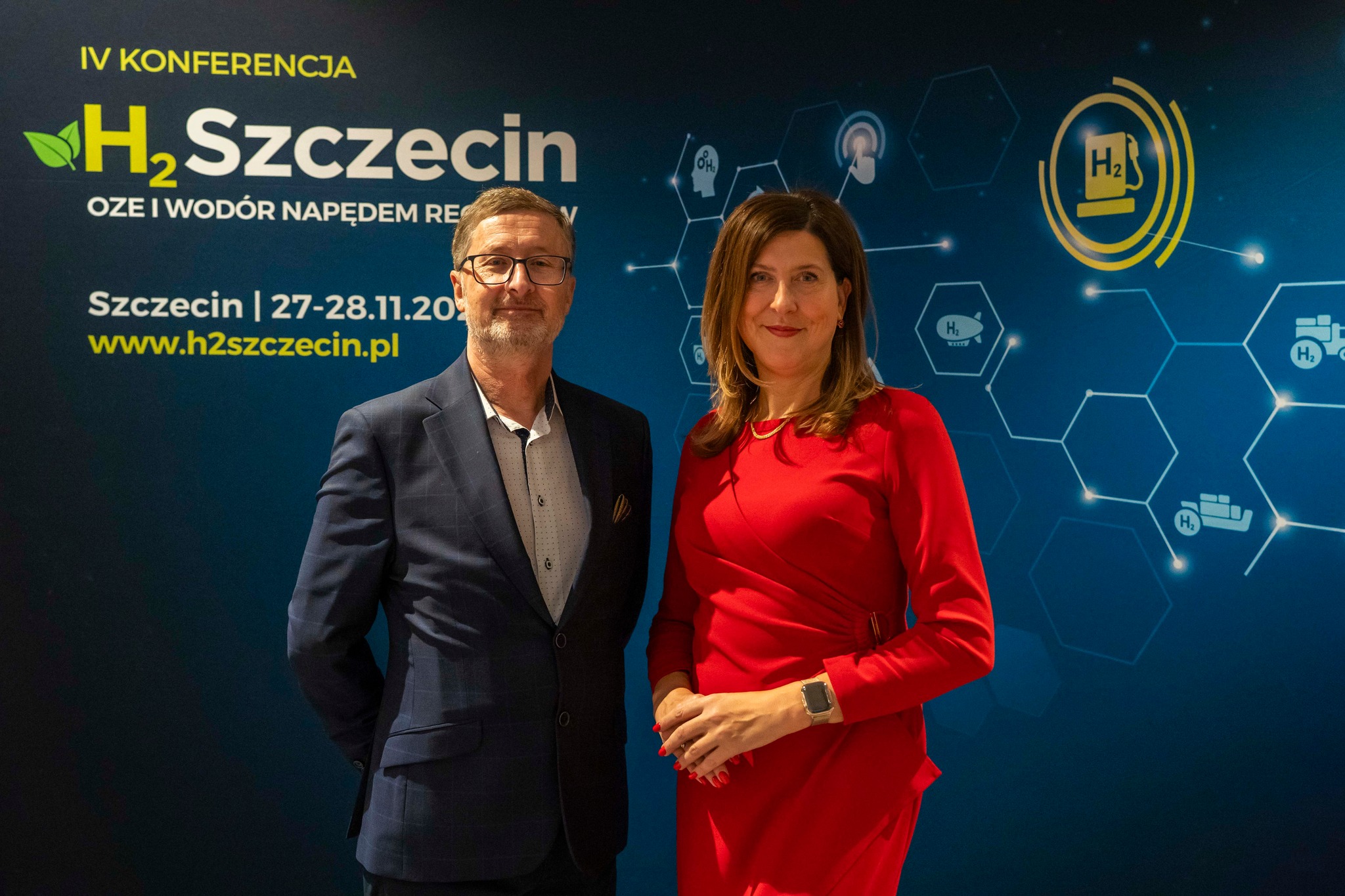 Prof.-Frankowska-i-Marek-Dymsza.jpg Prof.-Frankowska-i-Marek-Dymsza.jpg