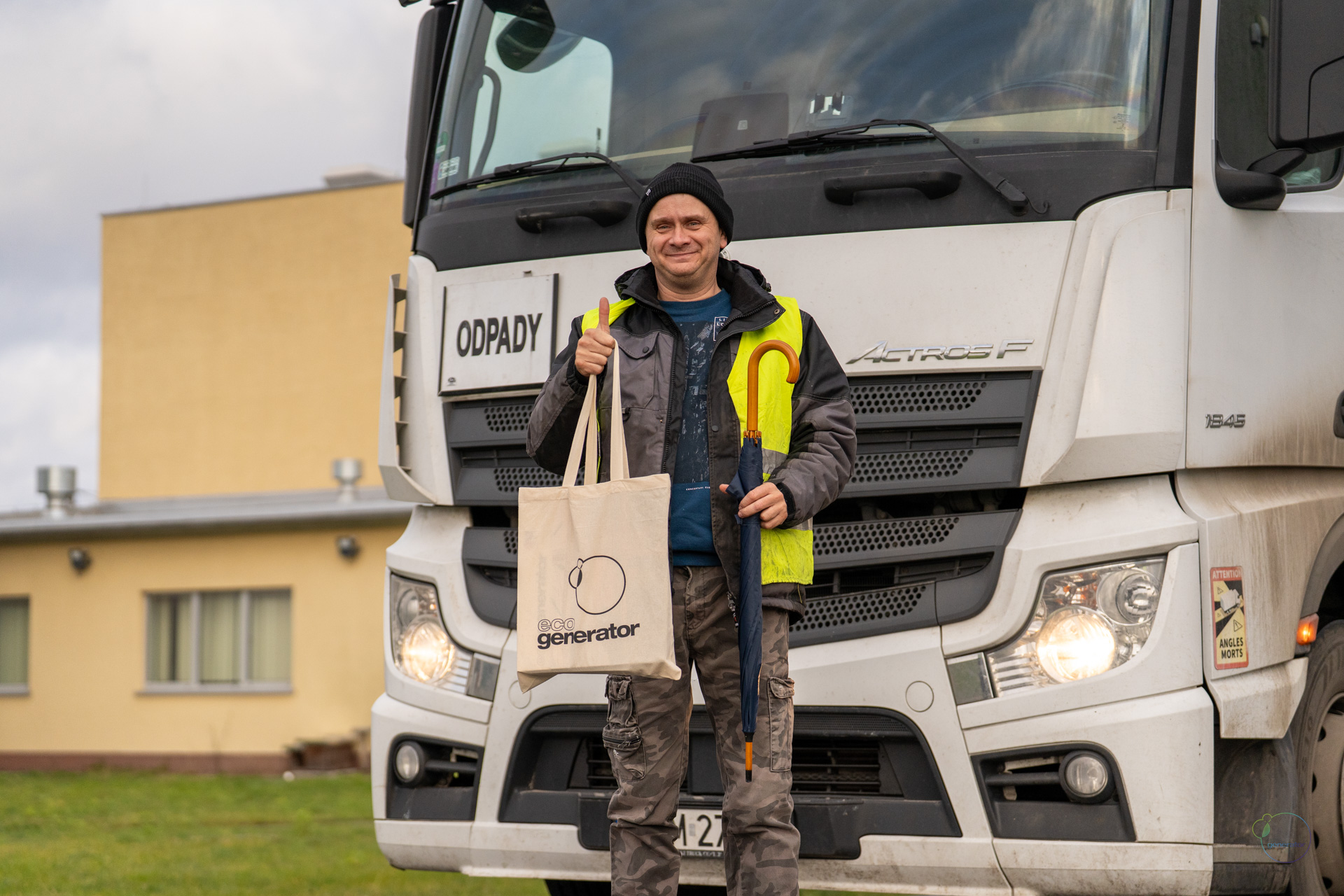 Na początku grudnia 2025 roku w ECOGeneratorze powitaliśmy 100-tysięczną dostawę Na początku grudnia 2025 roku w ECOGeneratorze powitaliśmy 100-tysięczną dostawę