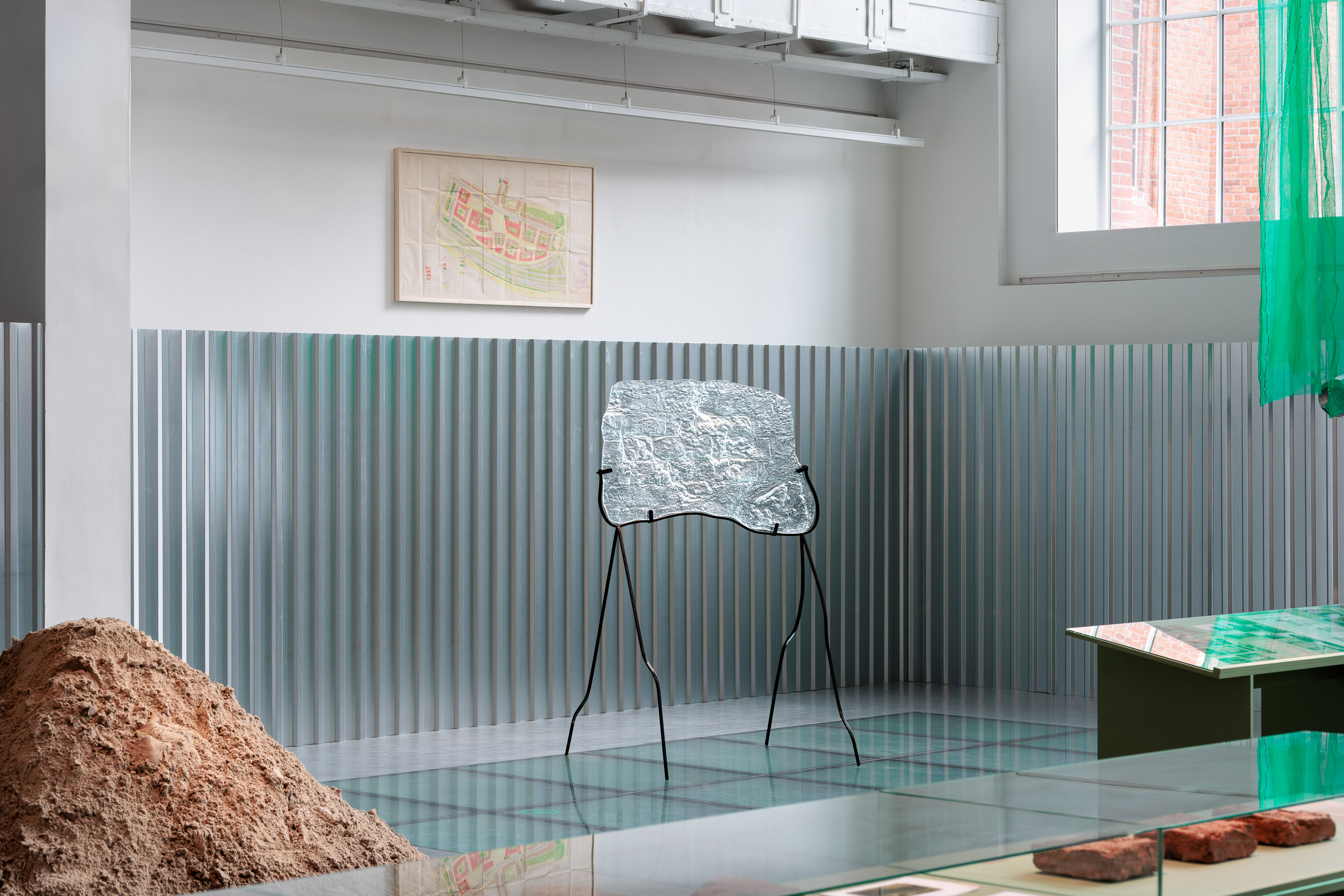 Wystawa "Retrowersje. Nowe, całkiem stare szczecińskie Podzamcze" w TRAFO