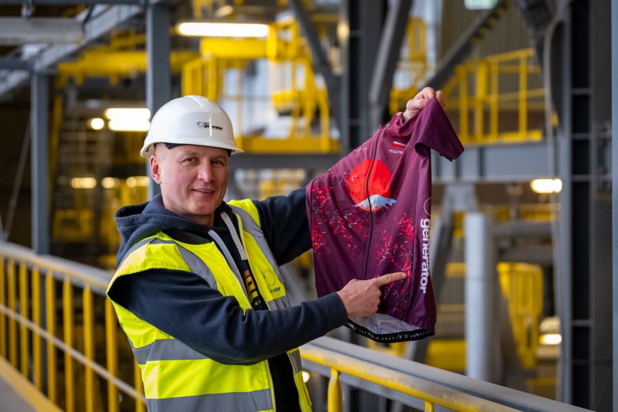 EcoGeneratora wystawia na aukcję WOŚP rowerową wyprawę z Markiem Rupińskim wzbogaconą o wyjątkowe gadżety oraz zwiedzanie EcoGeneratora.