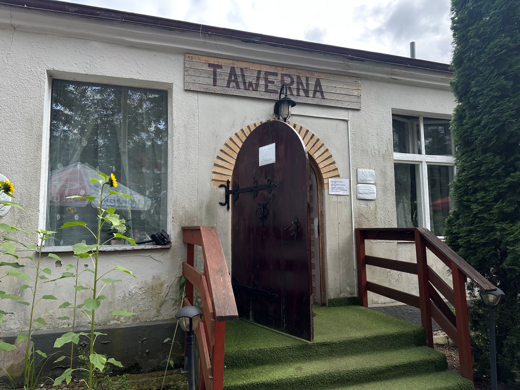 Ośrodek wypoczynkowy nad jeziorem Krzemień. Ośrodek wypoczynkowy nad jeziorem Krzemień.