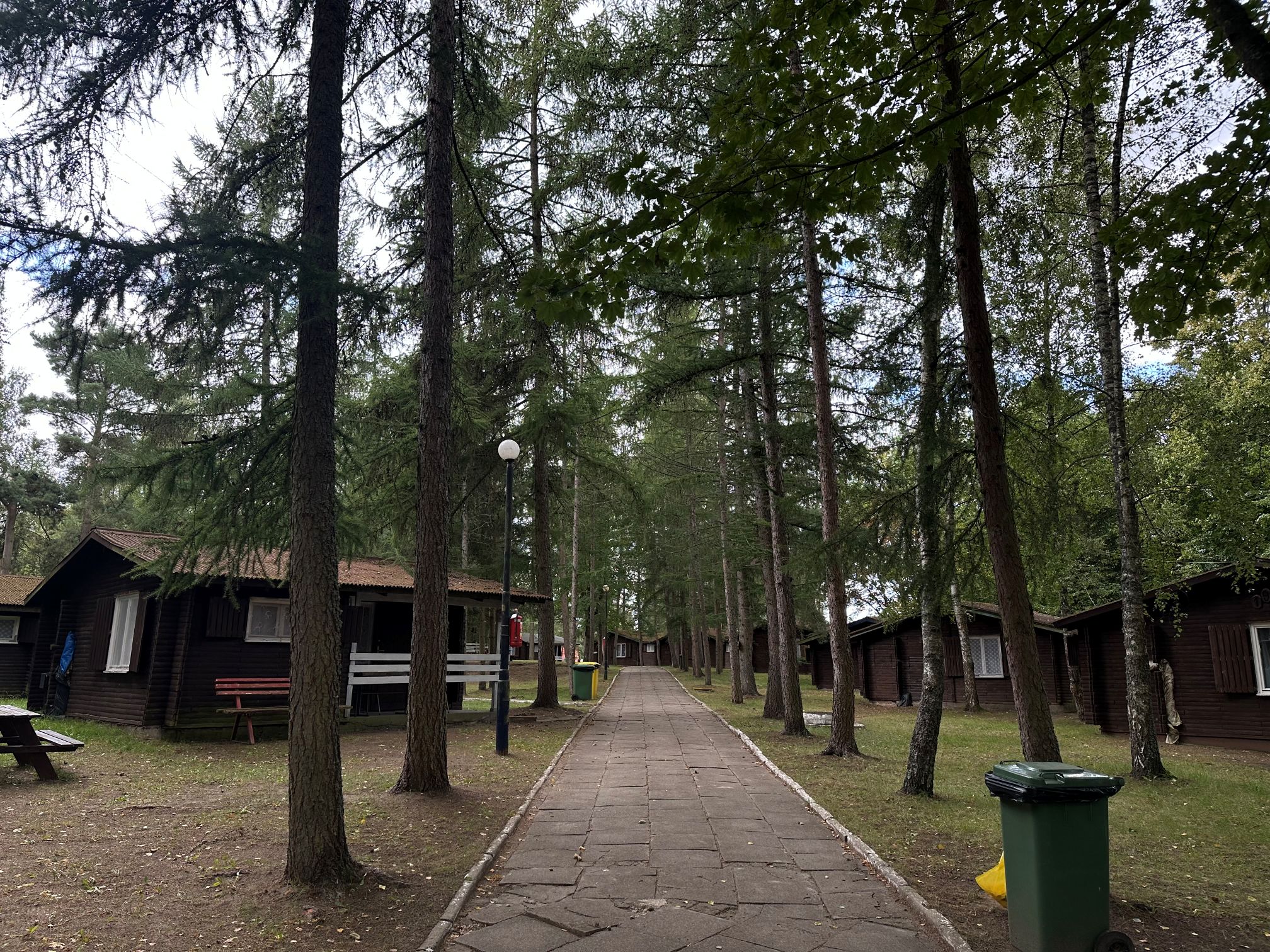 Ośrodek wypoczynkowy nad jeziorem Krzemień. Ośrodek wypoczynkowy nad jeziorem Krzemień.