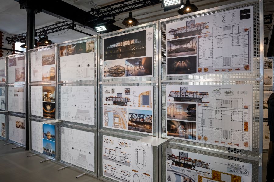 Wystawa prac konkursowych trafi w tym tygodniu do Enea Areny na targi Bud-Gryf & Home. Wystawa prac konkursowych trafi w tym tygodniu do Enea Areny na targi Bud-Gryf & Home.