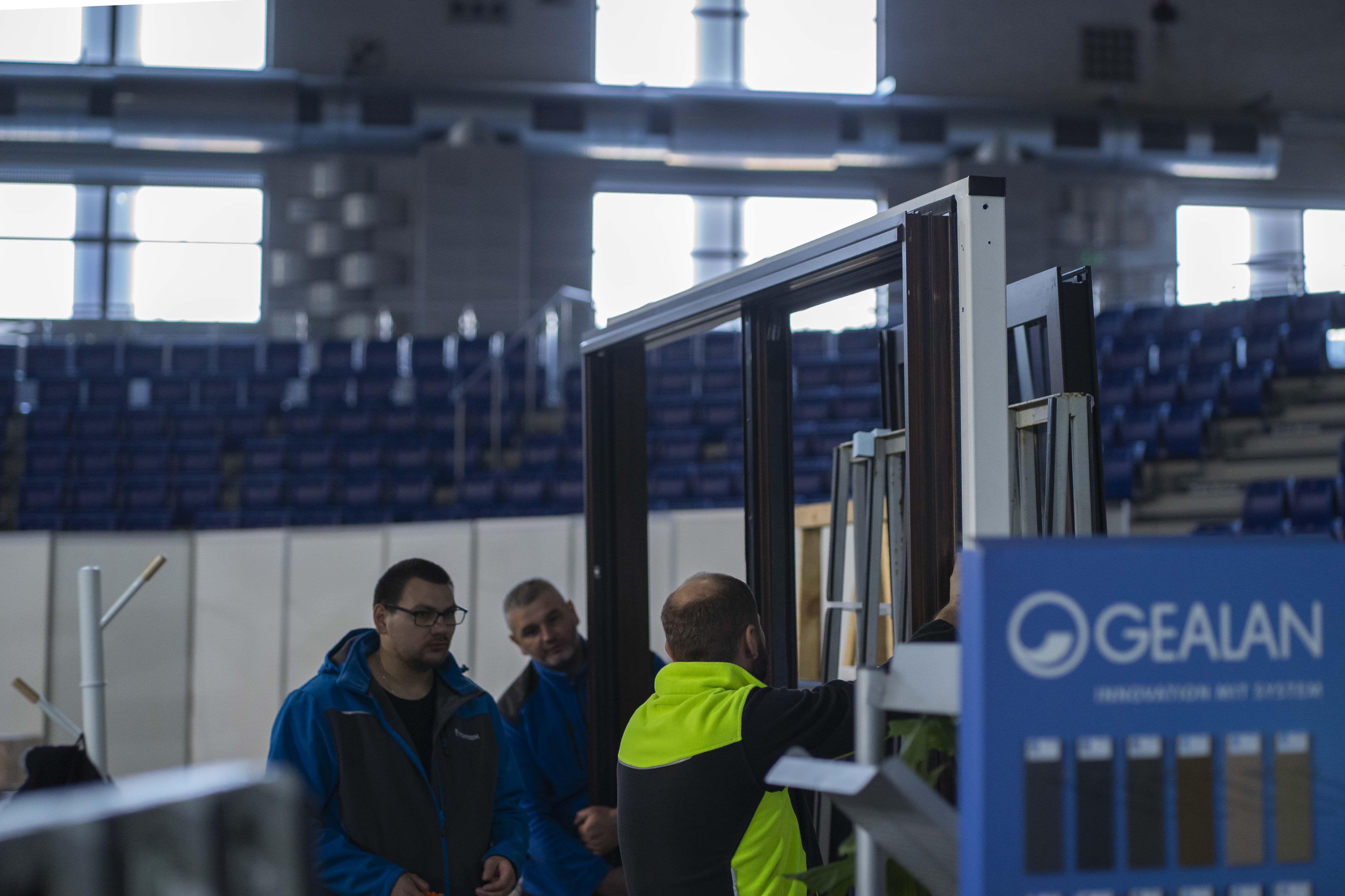 Płyta hali Enea Arena zamieni się w imponującą przestrzeń ekspozycyjną.