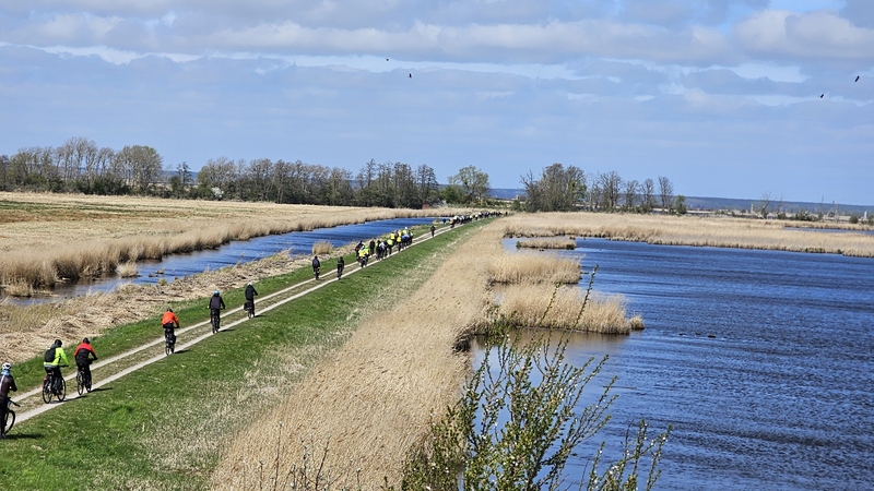 Blisko 500 rowerzystów objechało Zalew Szczeciński