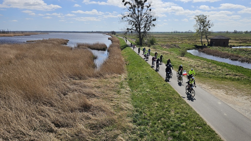 Blisko 500 rowerzystów objechało Zalew Szczeciński