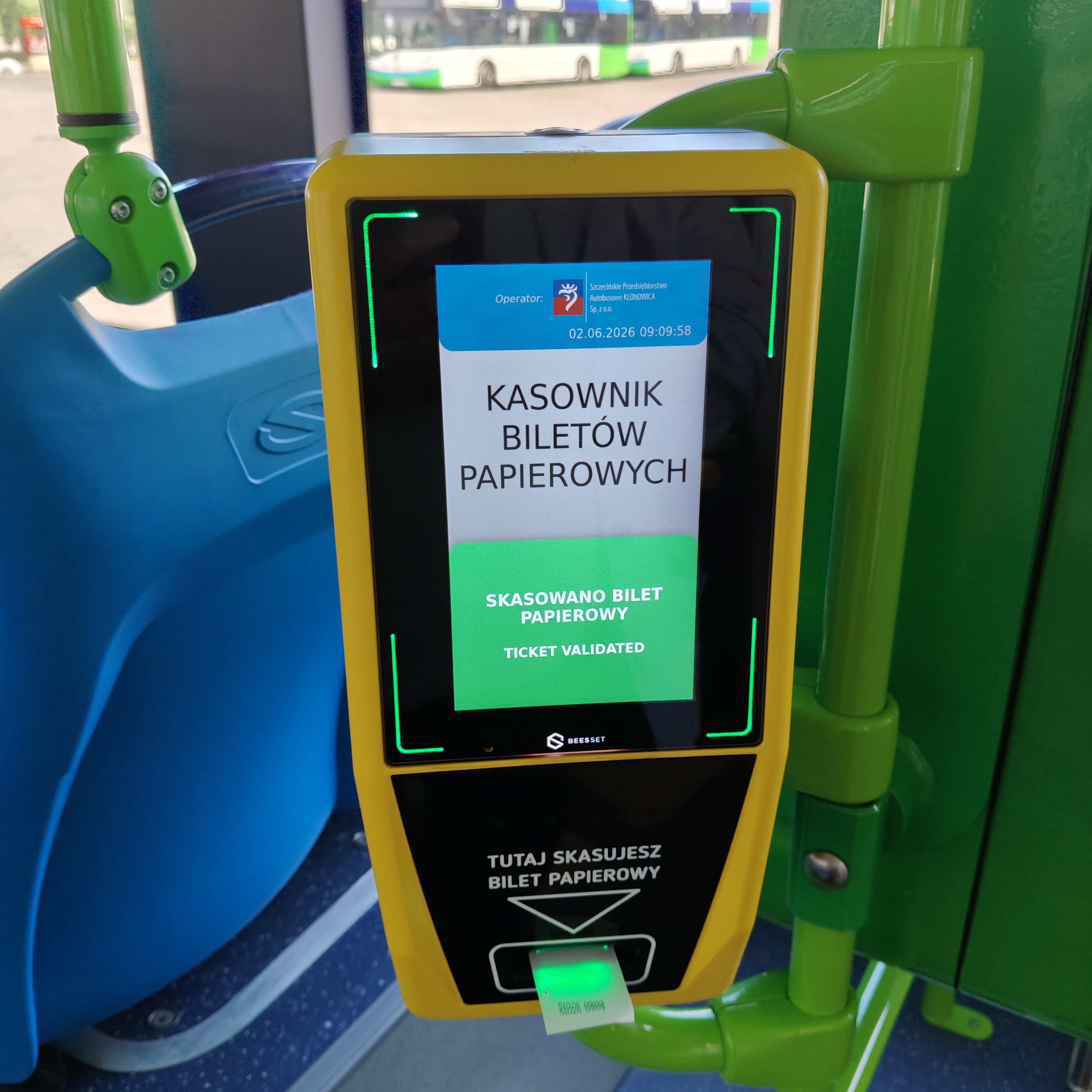 Nowe kasowniki, Duży ekran, przejrzysta grafika, więcej praktycznych informacji Nowe kasowniki, Duży ekran, przejrzysta grafika, więcej praktycznych informacji