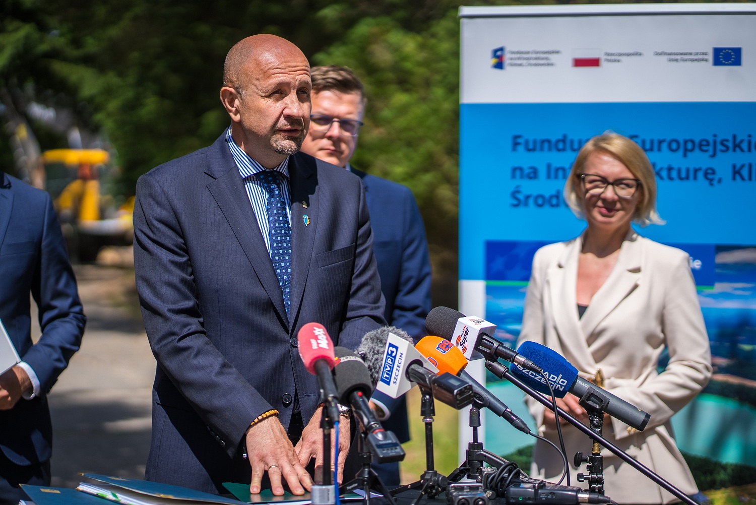 Oficjalne podpisanie umowy odbyło się na terenie Zakładu Produkcji Wody Pilchowo.