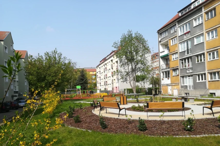 Szczecin: Szare podwórka wypięknieją