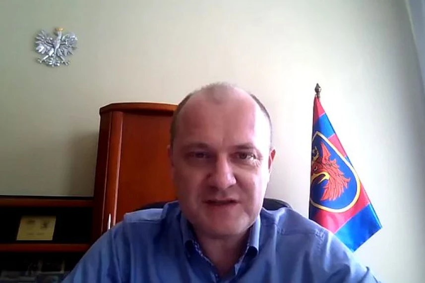 Raport z miasta nr 19