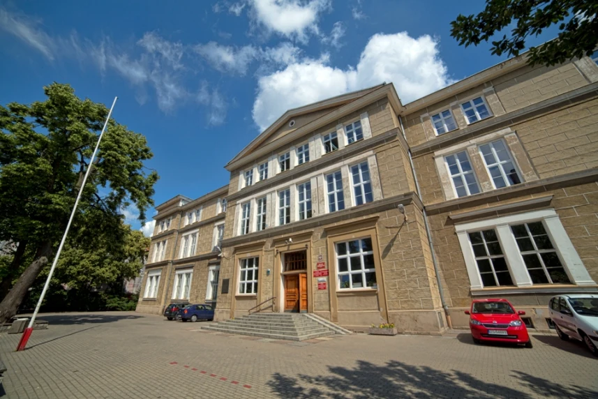 Rządowa reforma systemu oświaty: opinia Kuratora dot. projektu nowej sieci szkół