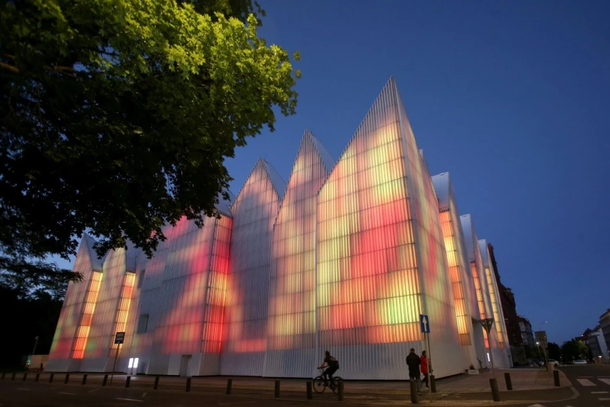 Muzyczna iluminacja Filharmonii! [PREMIERA ONLINE]