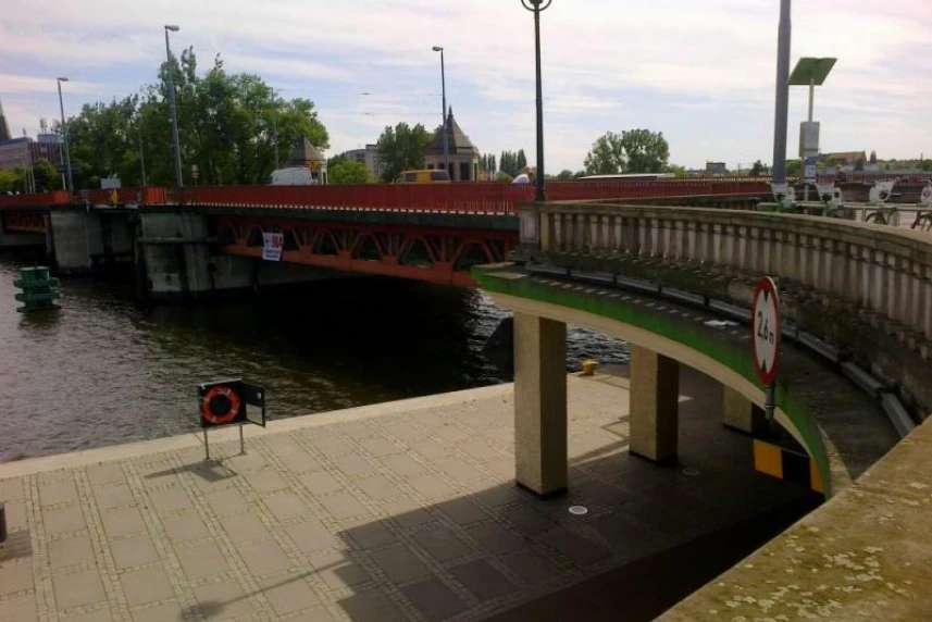 Prace na Moście Długim