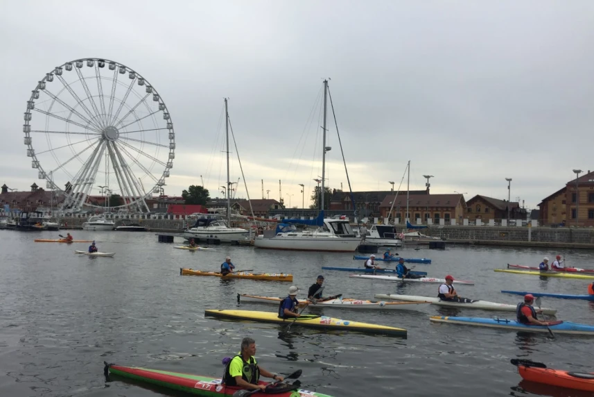 W tym roku trzydziestu jeden śmiałków zmierzy się z trasą 57 kilometrów, która wiodła będzie od Centrum Żeglarskiego do Mescherin i z powrotem