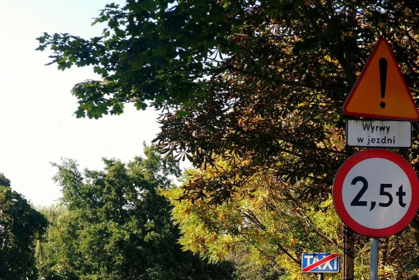 Wykonawca, firma ELBUD Szczecin Sp. z o.o., ma 5 miesięcy zrealizowanie prac Wykonawca, firma ELBUD Szczecin Sp. z o.o., ma 5 miesięcy zrealizowanie prac