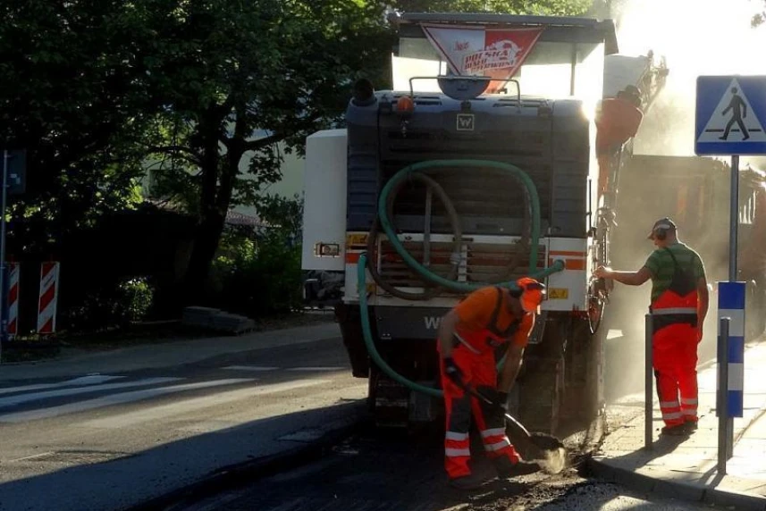 Achtung Straßenarbeiten - Erinnerung Achtung Straßenarbeiten - Erinnerung