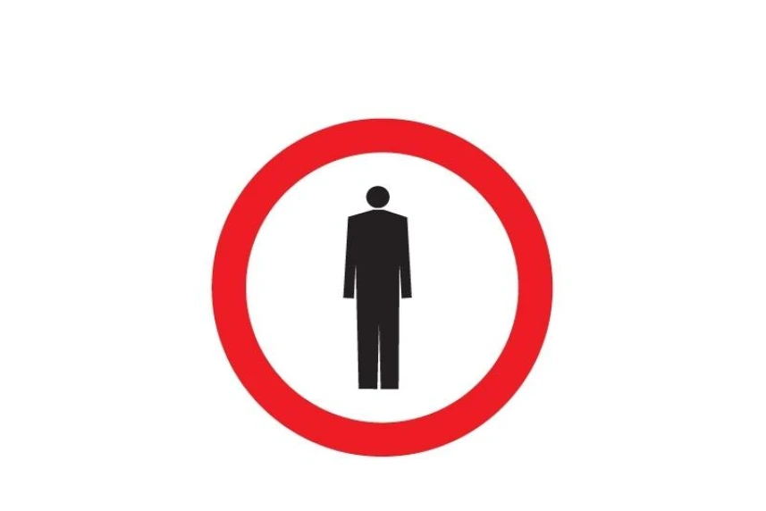The Summer Theatre – no passage through Fałata Park Avenue