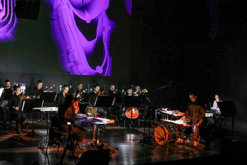 Koncert Teoniki Rożynek & Qba Janicki już w sobotę 28 listopada o godzinie 19:00. Koncert Teoniki Rożynek & Qba Janicki już w sobotę 28 listopada o godzinie 19:00.