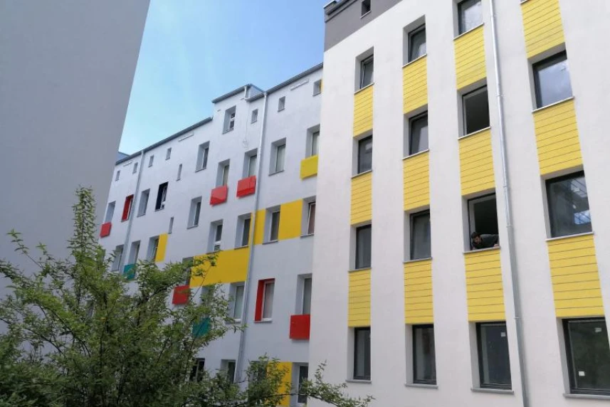 Revitalisierung. Weitere Hinterhäuser werden wie neu