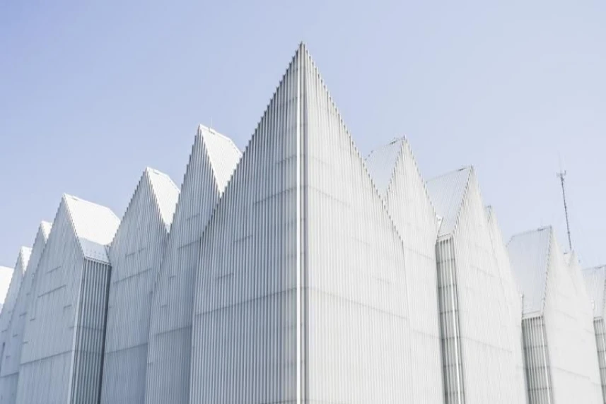 Do 14 lutego 2021 r. budynek Filharmonii w Szczecinie, tak jak inne instytucje kultury, będzie zamknięty dla publiczności. Nie oznacza to jednak, że Filharmonia przestaje grać.