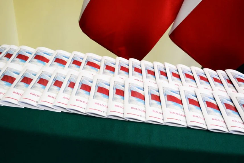 Poradnik „Biało-Czerwona”