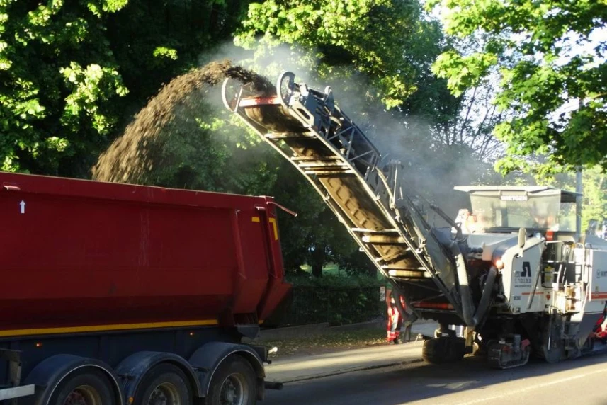 Drogowcy na kolejnej ulicy