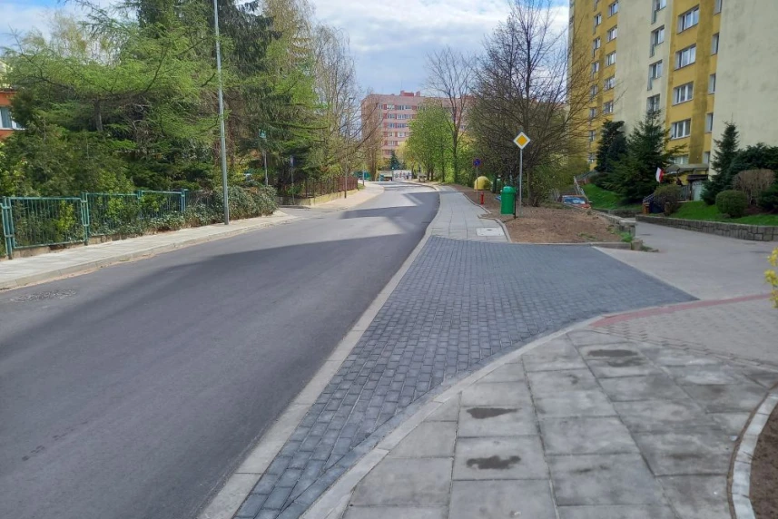 Ulica Jodłowa już otwarta Ulica Jodłowa już otwarta