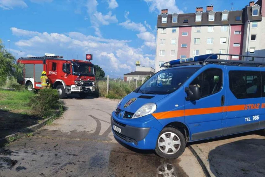 Spłonęły pojemniki na surowce wtórne Spłonęły pojemniki na surowce wtórne